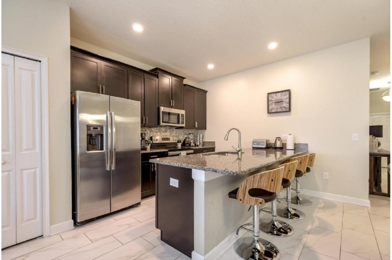 Four-Bedroom Townhome Kissimmee Orlando Bagian luar foto