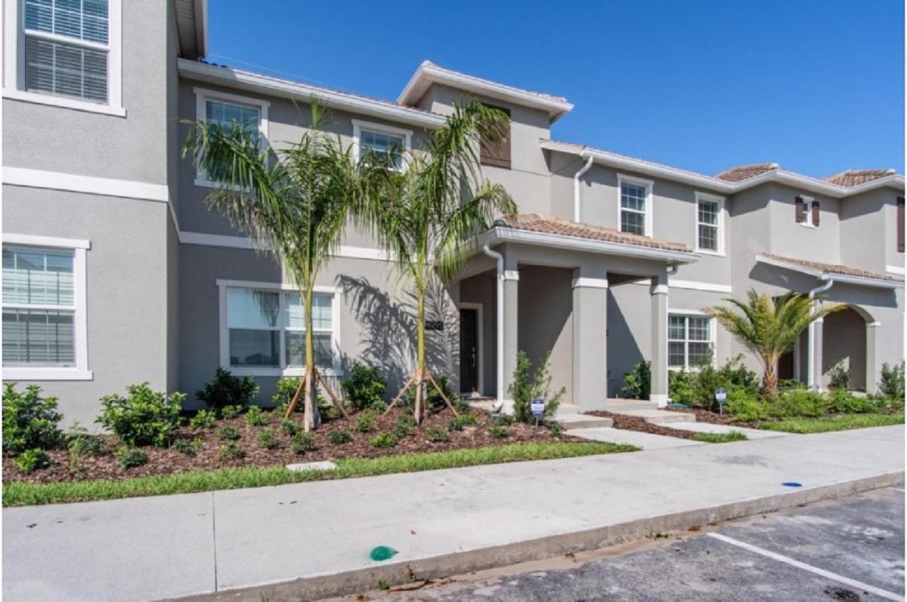 Four-Bedroom Townhome Kissimmee Orlando Bagian luar foto